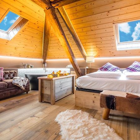 John Luxury Suites Folgaria Bagian luar foto