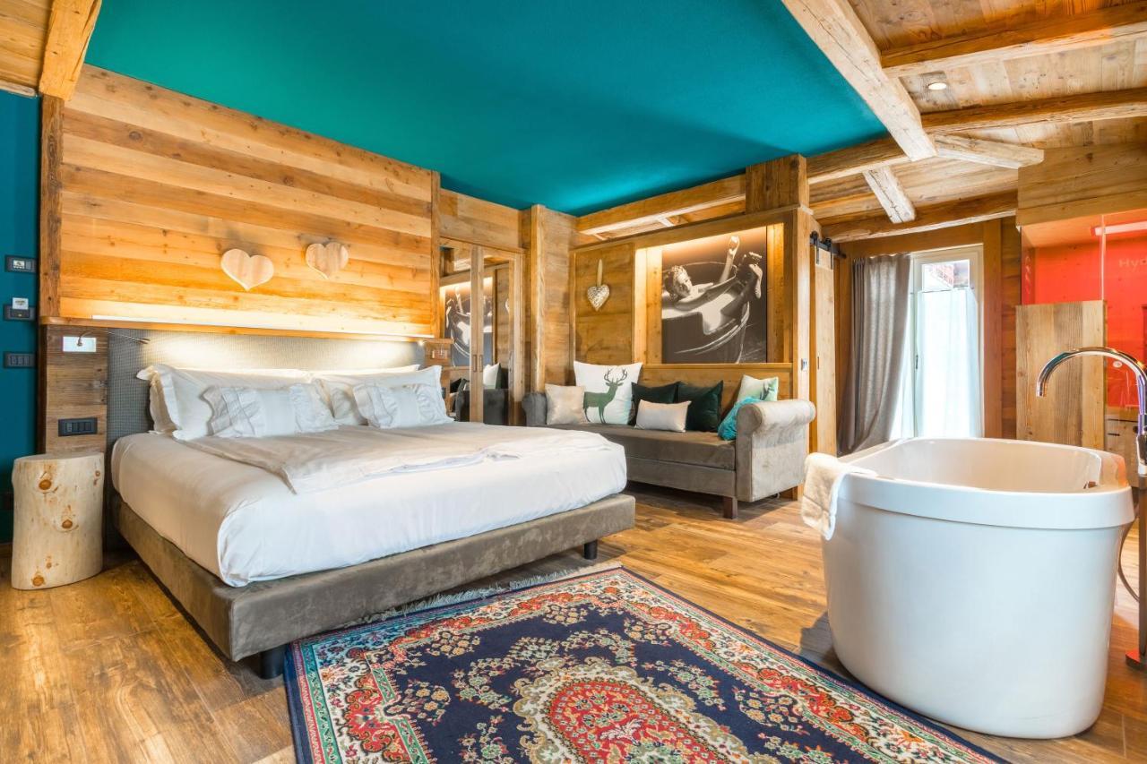 John Luxury Suites Folgaria Bagian luar foto
