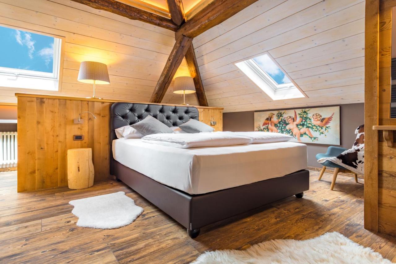 John Luxury Suites Folgaria Bagian luar foto