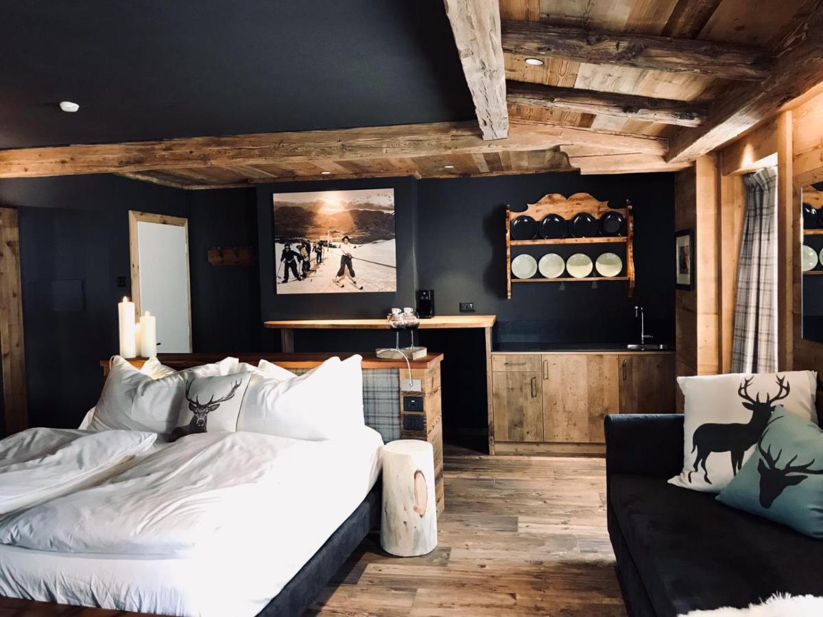 John Luxury Suites Folgaria Bagian luar foto