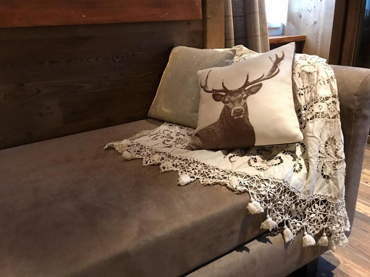 John Luxury Suites Folgaria Bagian luar foto