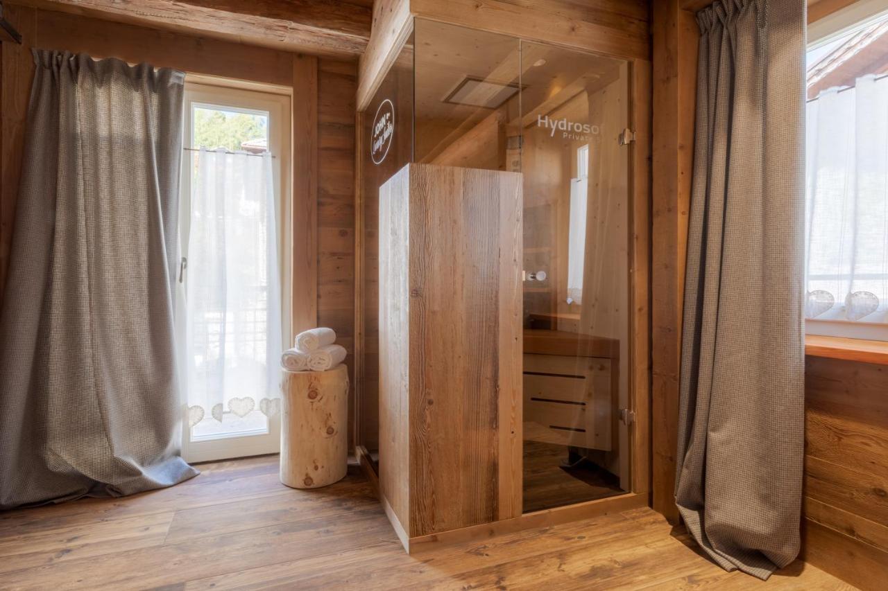 John Luxury Suites Folgaria Bagian luar foto