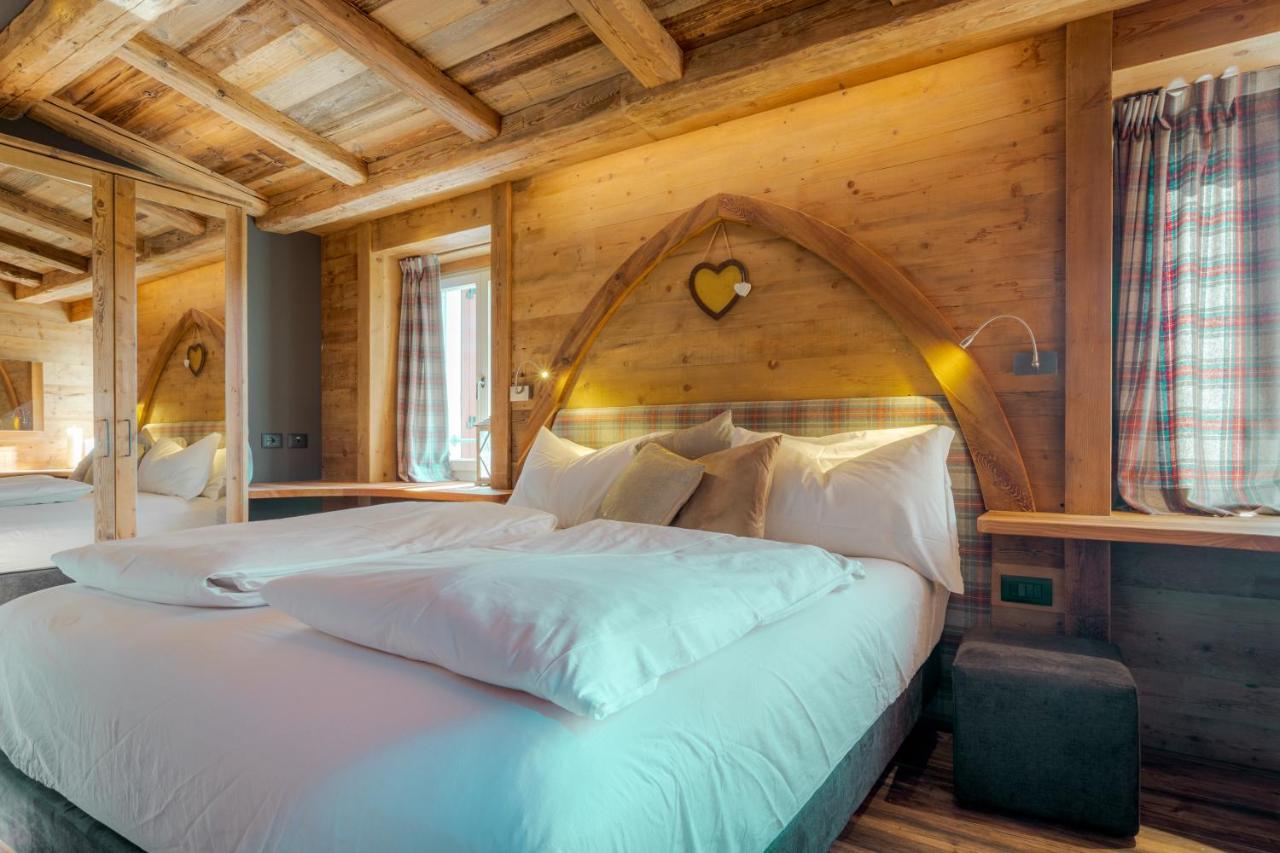 John Luxury Suites Folgaria Bagian luar foto