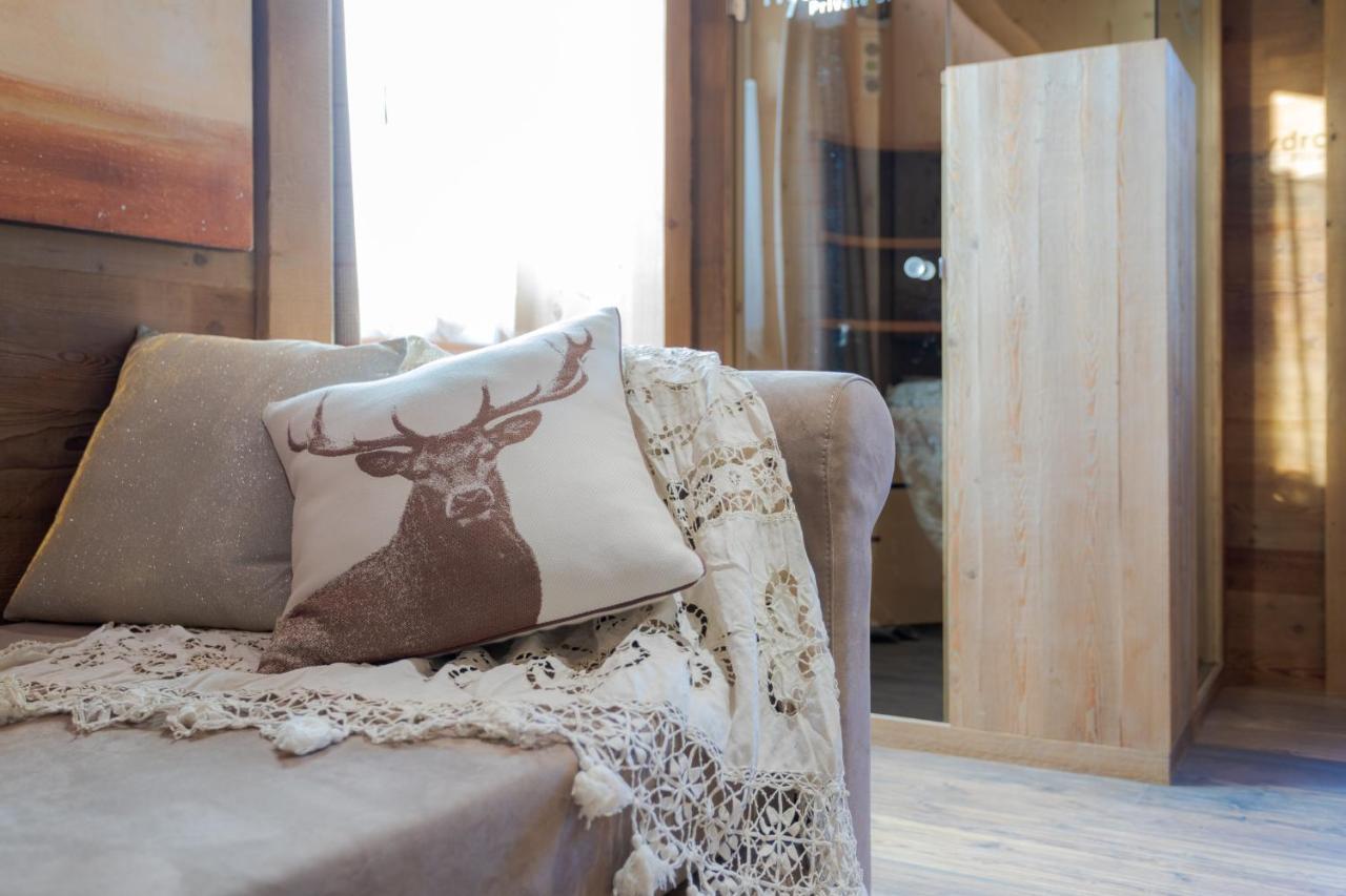 John Luxury Suites Folgaria Bagian luar foto